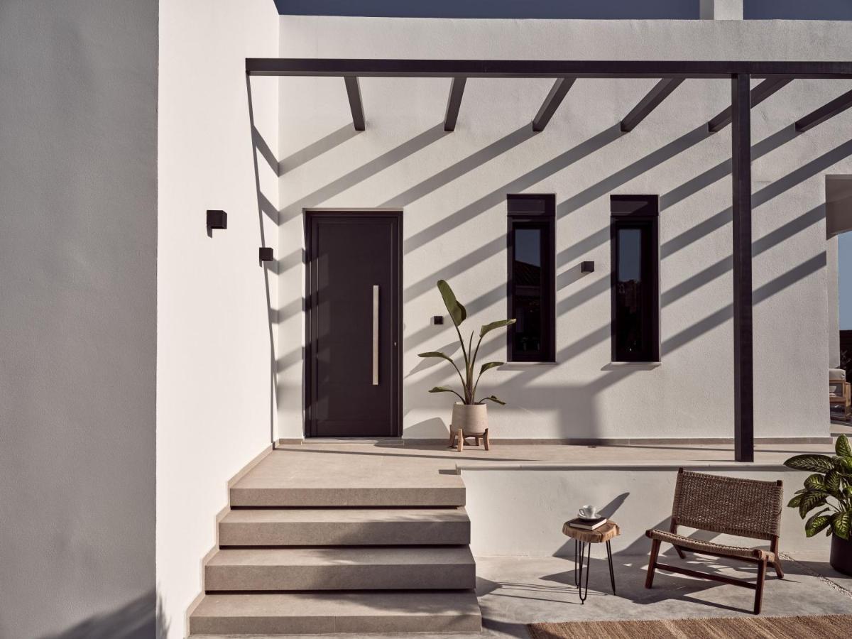 Noema Villa - Stylish Villa With Scenic Serenity, By Zantewize Sarakinadhon ภายนอก รูปภาพ